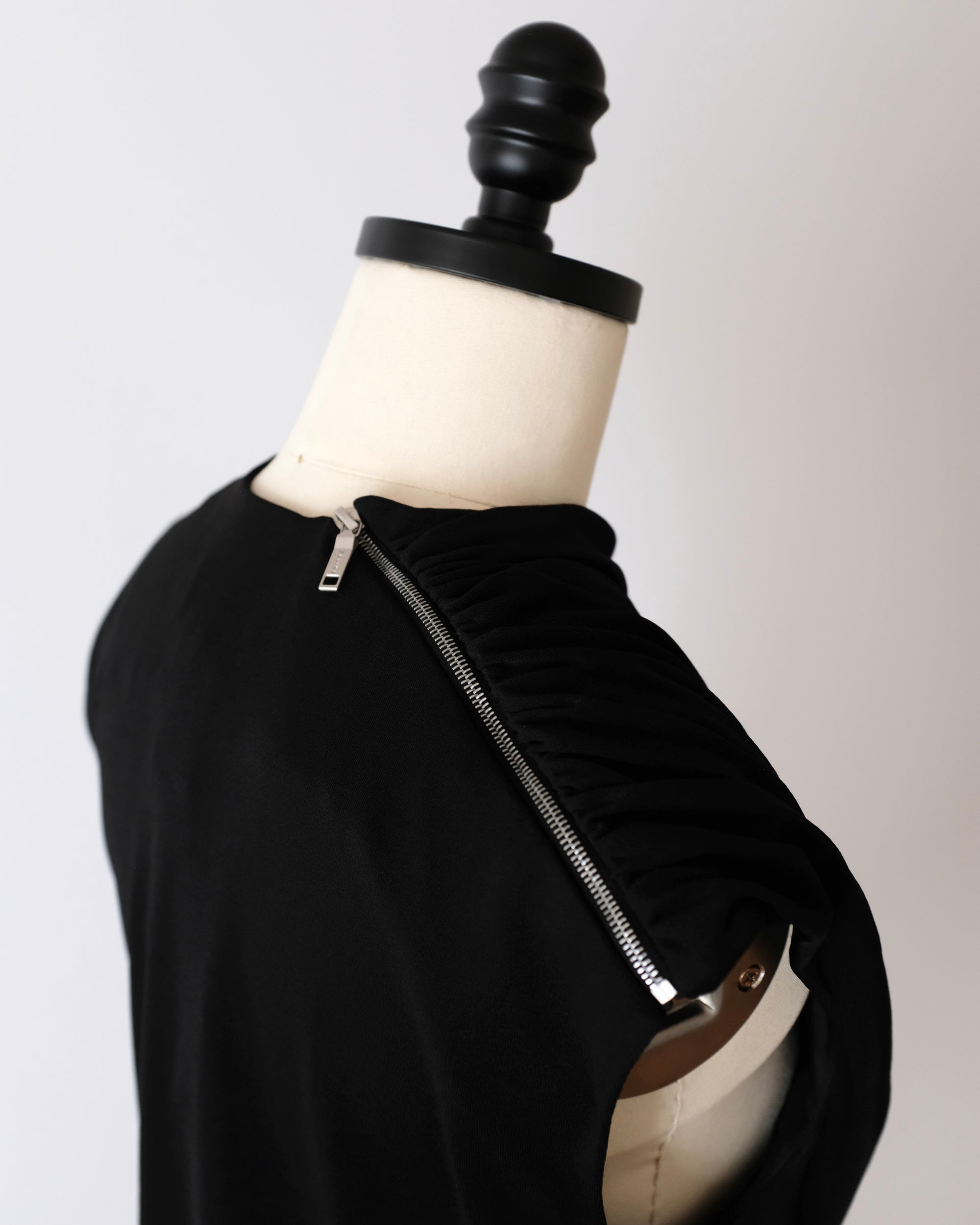 Celine 1990s Zipper Detail Sleeveless Top (M)