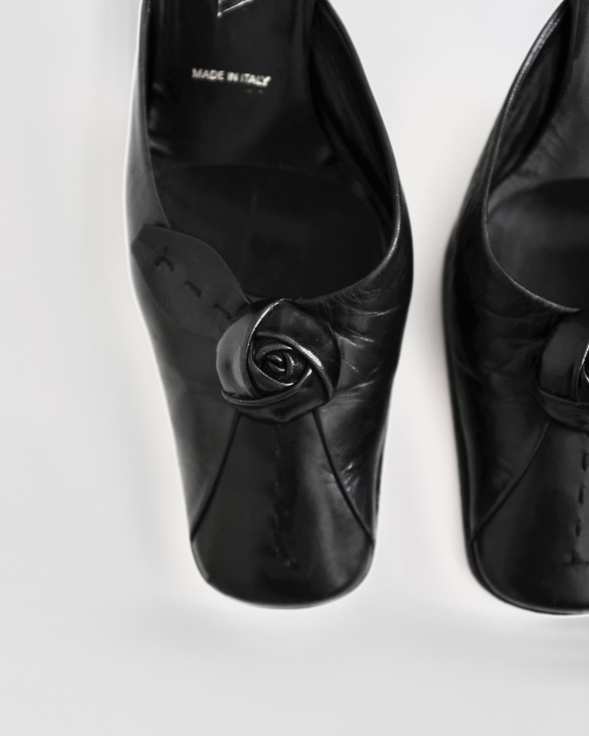 Prada FW2003 Rosette Mules (38.5)