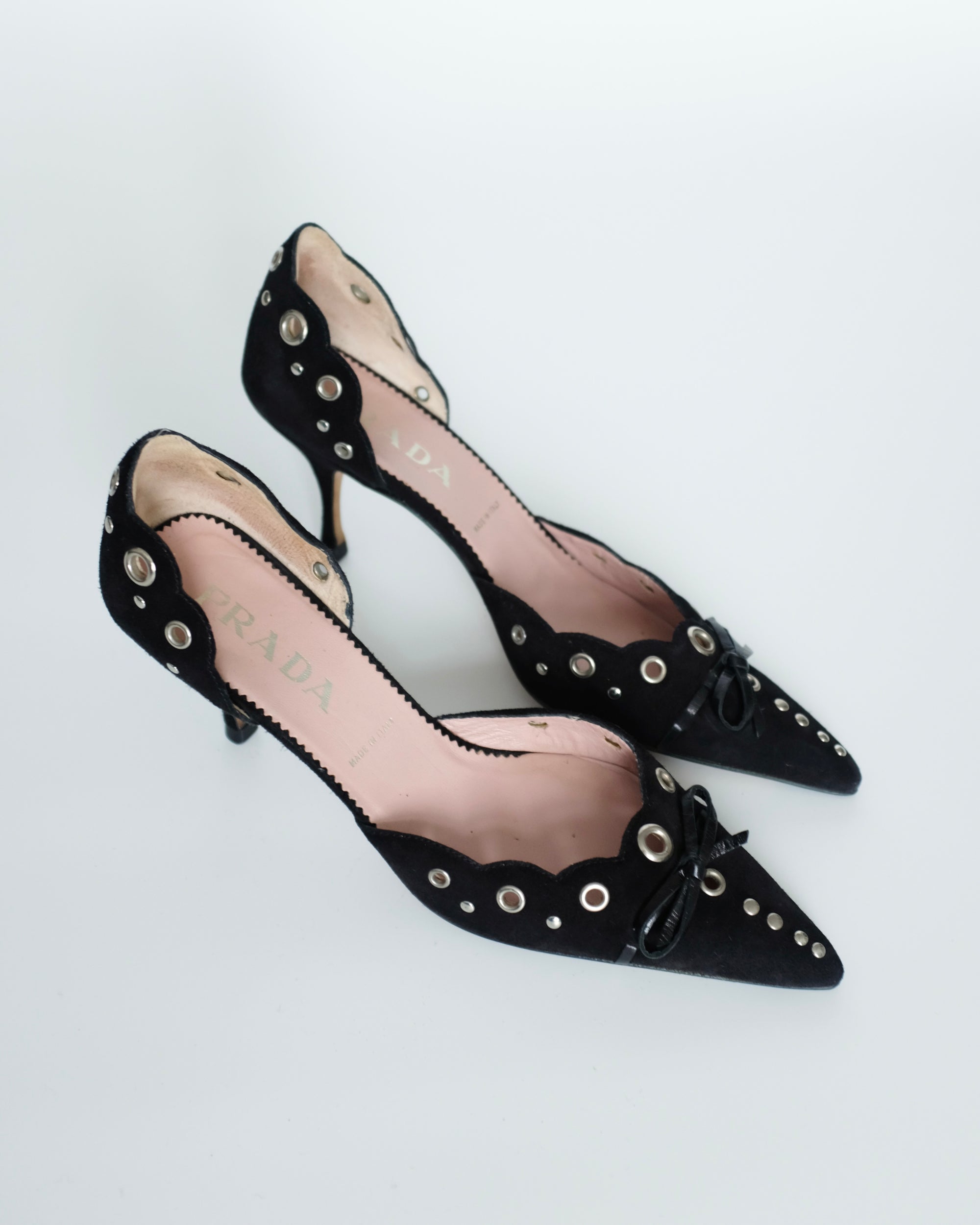 Prada Black Suede Eyelet Kitten Heels (37.5)