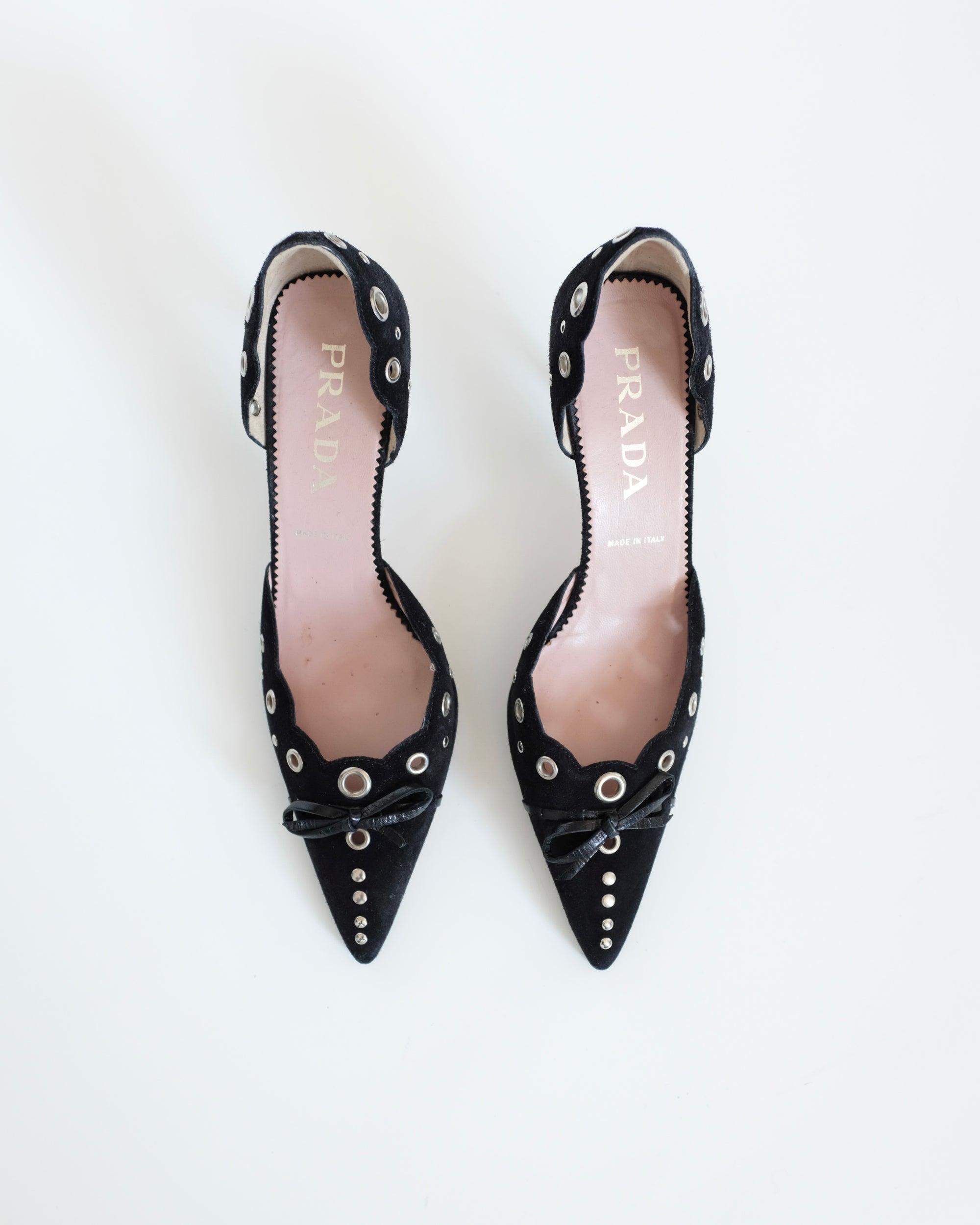 Prada Black Suede Eyelet Kitten Heels (37.5)