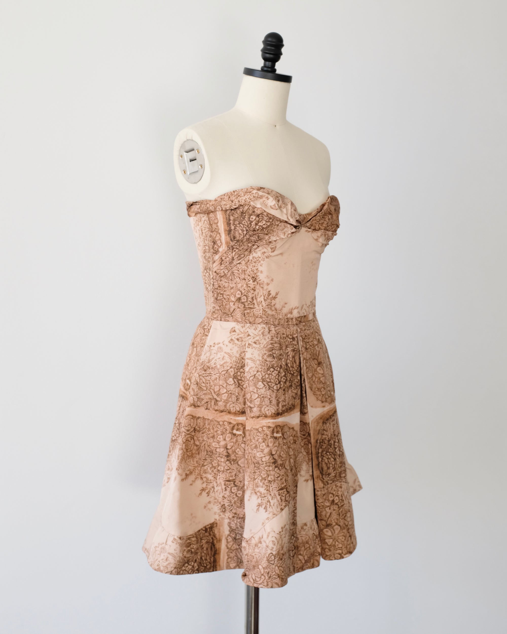 Miu Miu Resort 2008 Strapless Floral Mini Dress (XS)