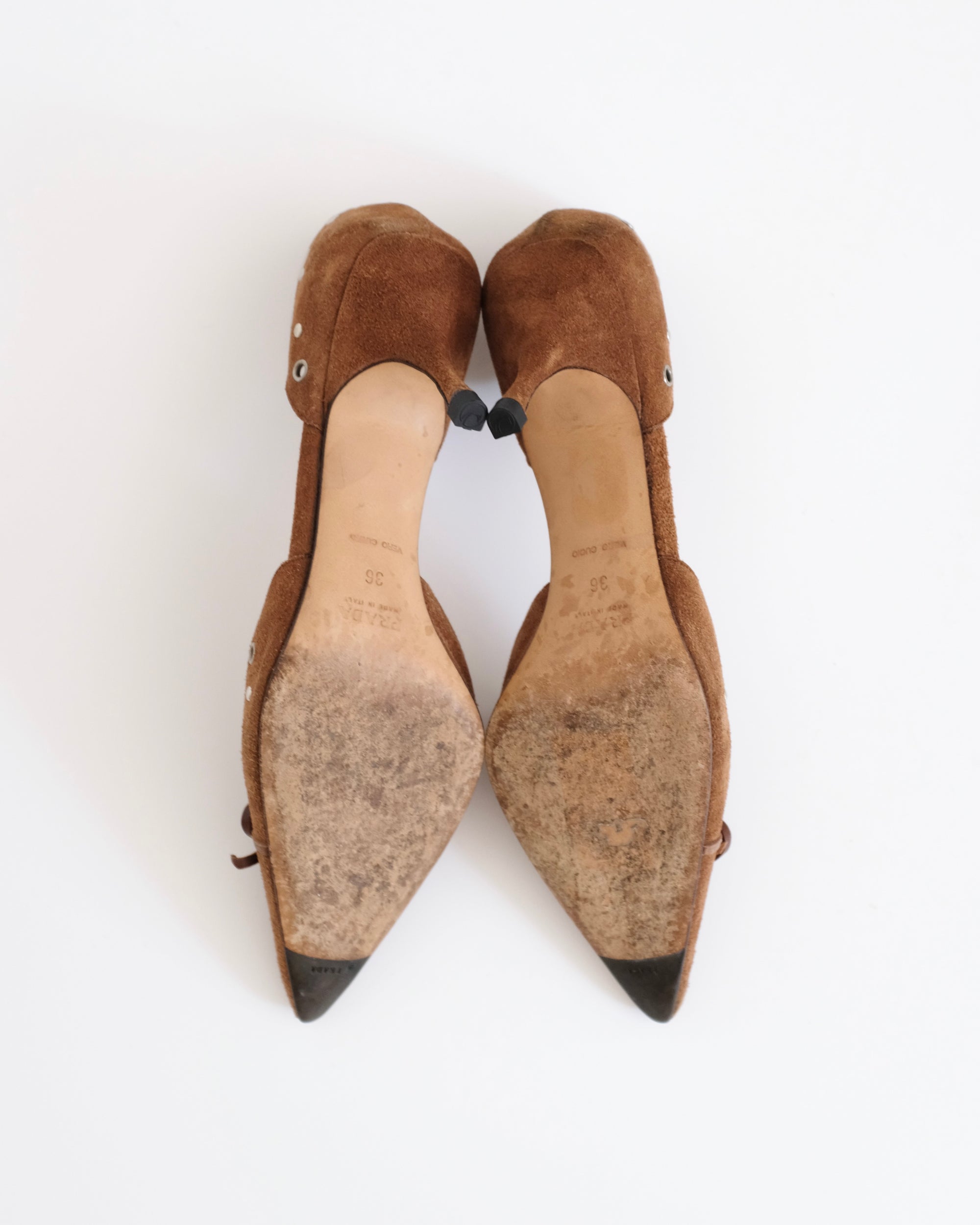Prada Brown Suede Eyelet Kitten Heels (37)