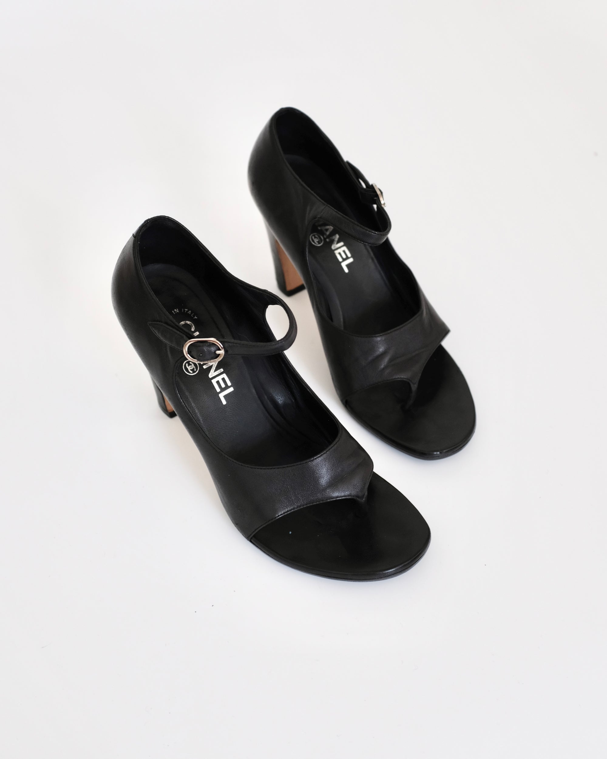Chanel Resort 2012 Flip Flop Mary Janes (38)