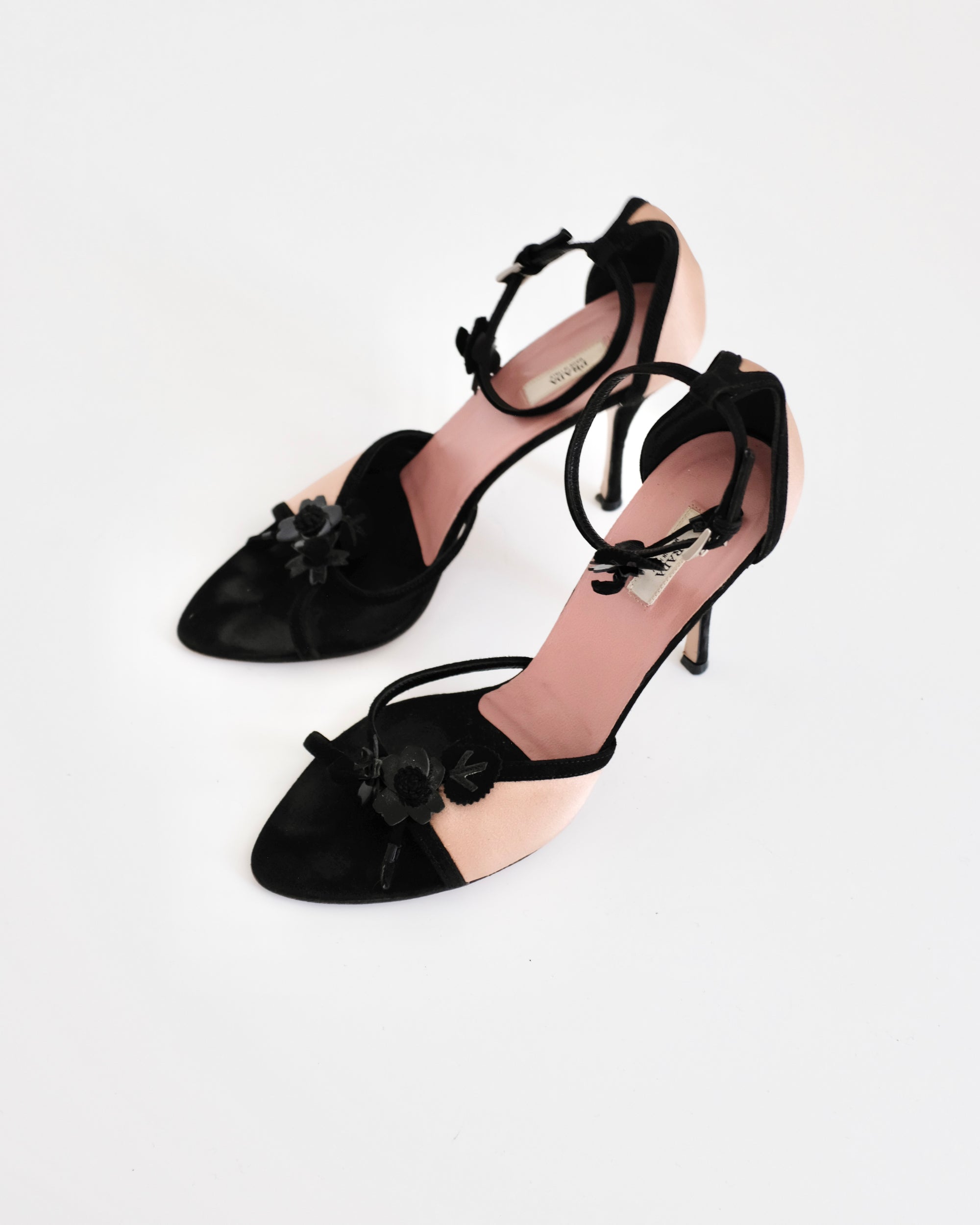 Prada 2002 Pink Satin Sandals (37)