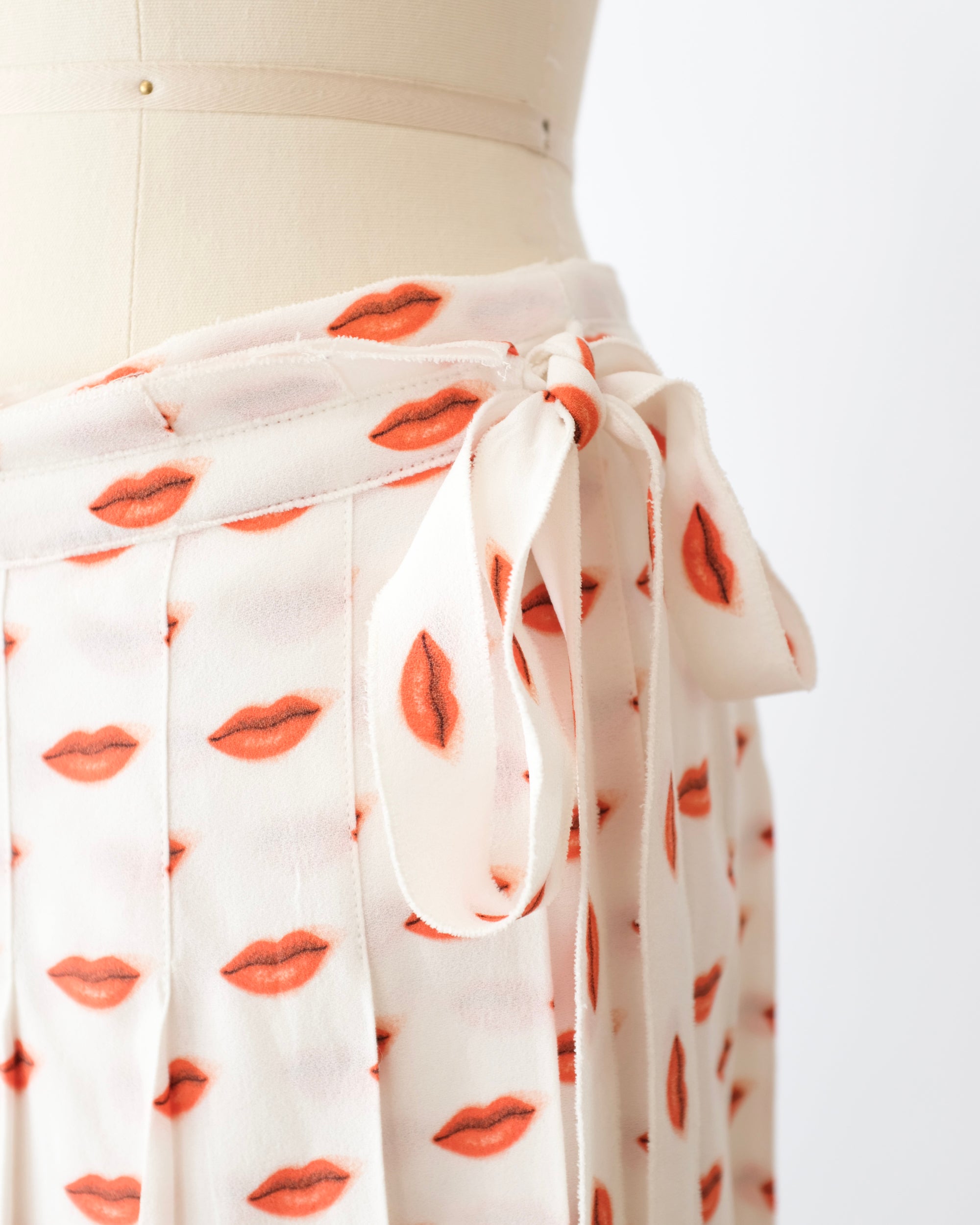 Prada SS2000 Lips Skirt (S)