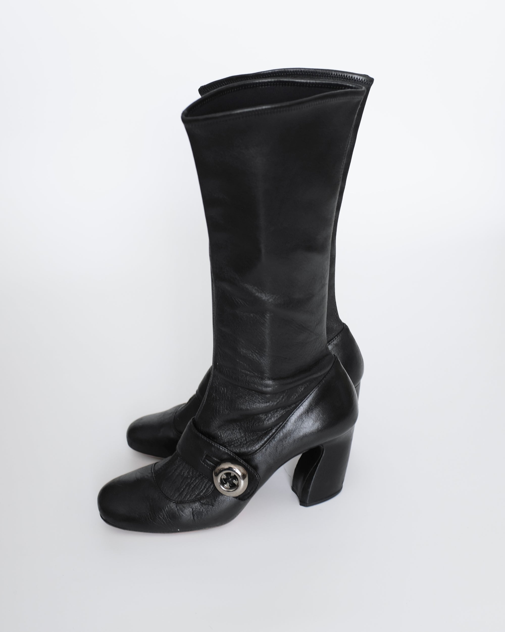 Prada FW2011 Mary Jane Button Boots (38.5)