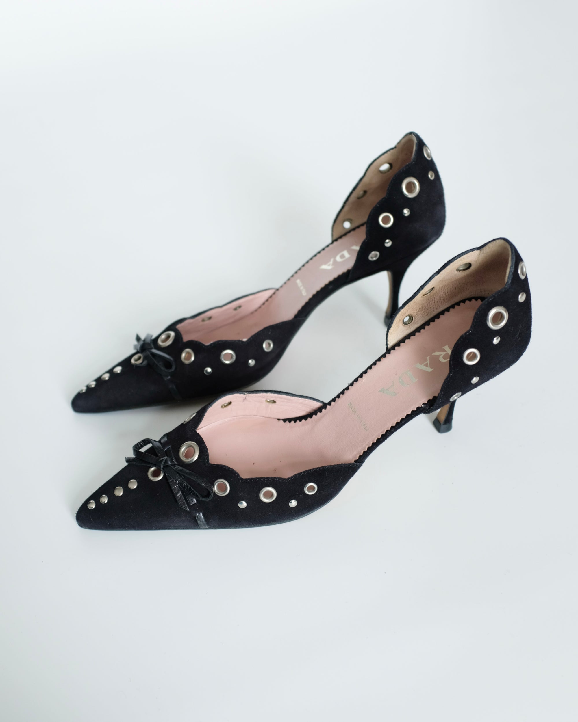 Prada Black Suede Eyelet Kitten Heels (37.5)