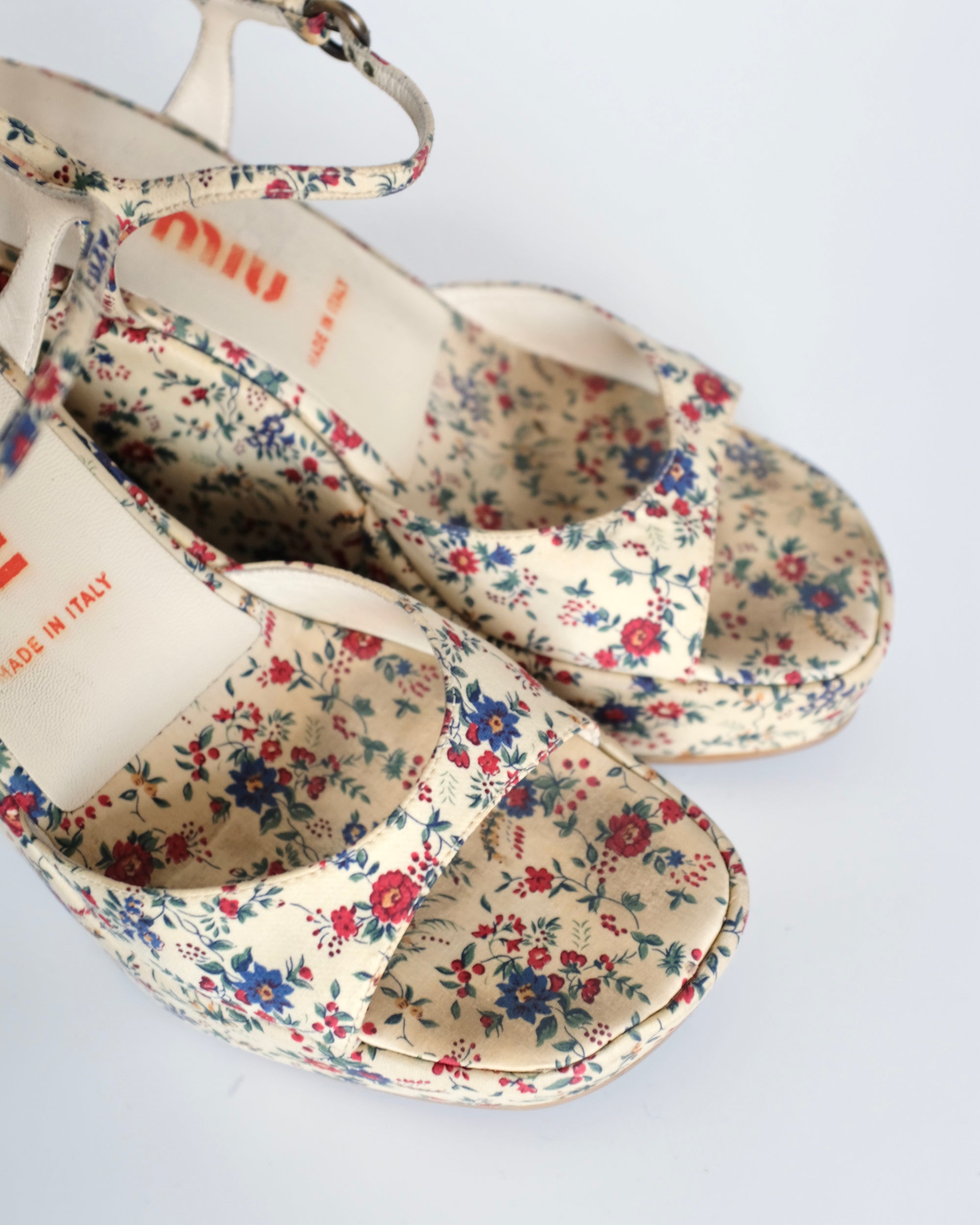 Miu Miu 90's Floral Platform Sandals (38.5)