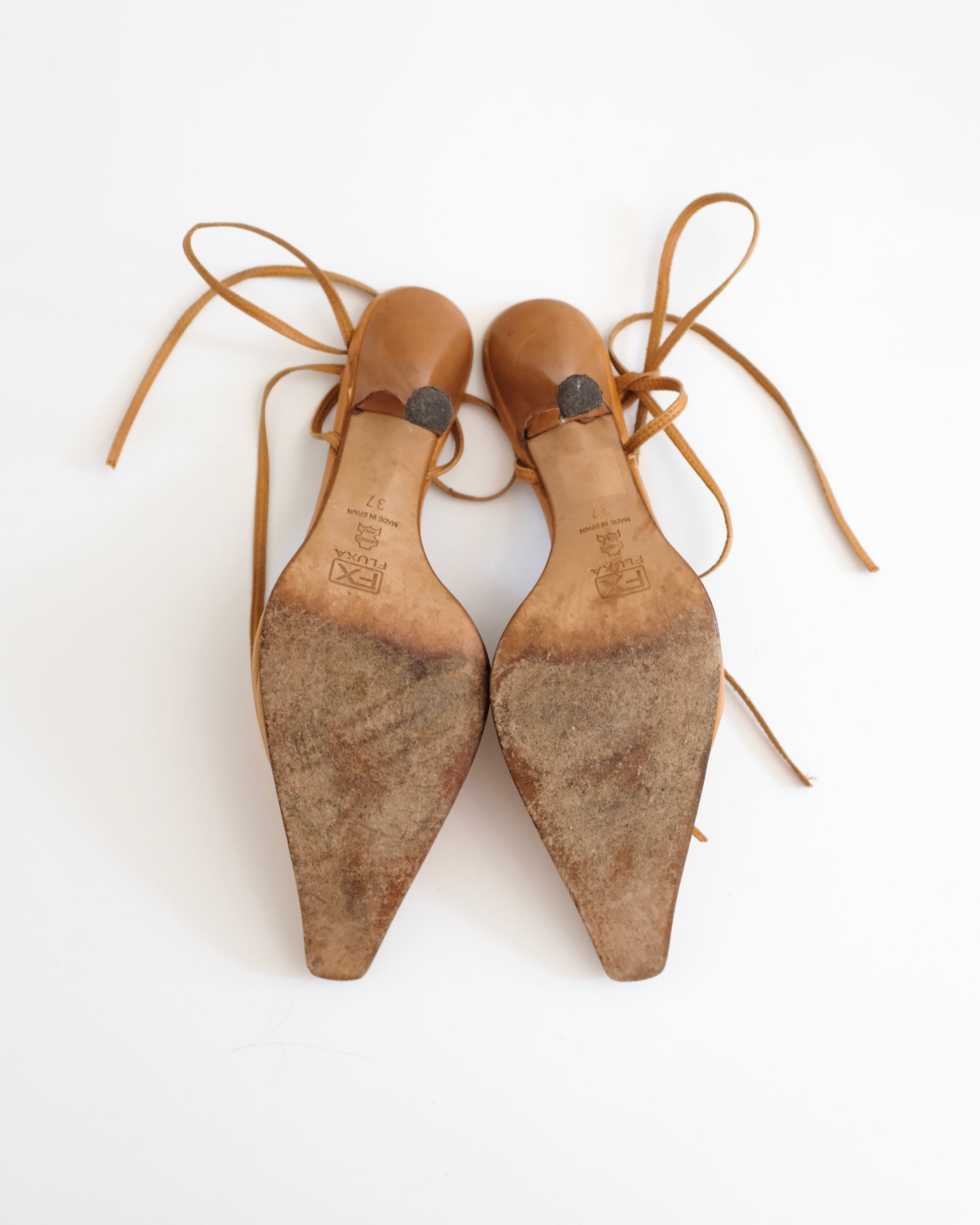 Vintage Lace Up Eyelet Heels (37)
