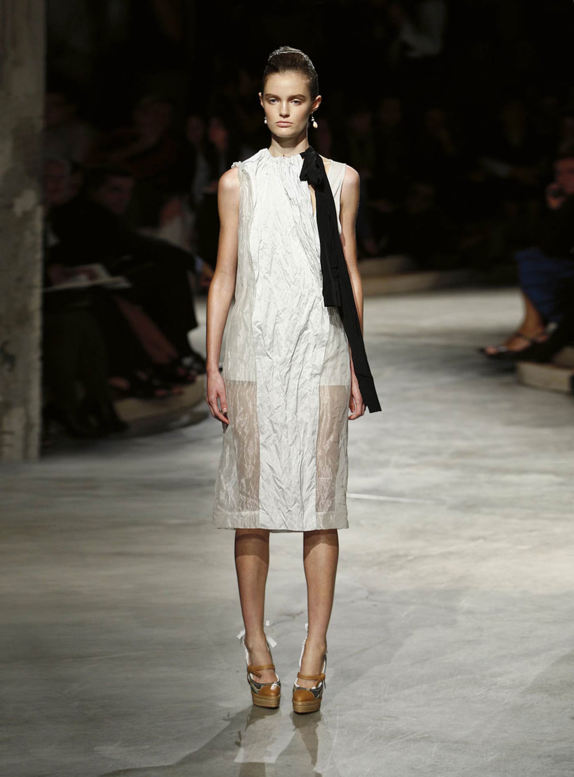 Prada SS2009 Tie Neck Sleeveless Blouse (M)